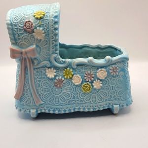 Vintage 1950s napcoware bassinet planter